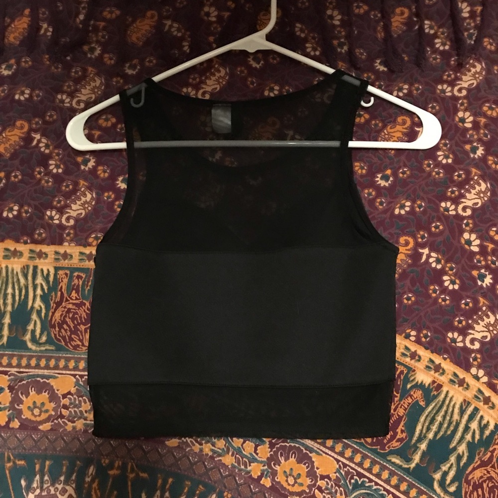 Divided Crop Top - Picture 3 of 3